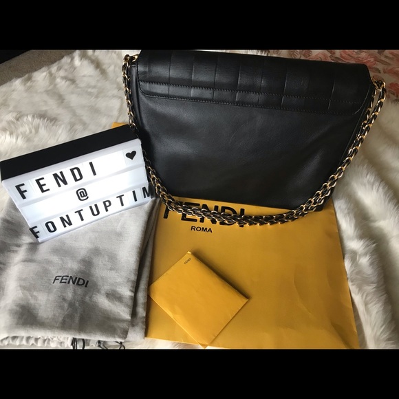 Fendi Claudia Shoulder Pequin Embossed Leather 👜 - Picture 2 of 8